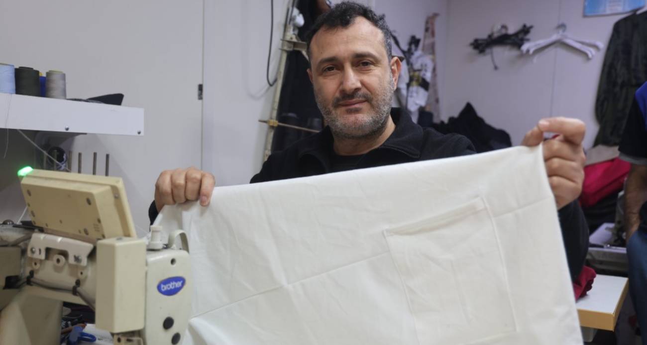 İş yerinin camına astığı yazıyla ilgi odağı oldu