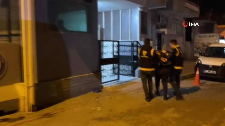 Sopayla sürücünün üzerine yürüyen taksiciye 201 bin lira ceza ve tutuklama