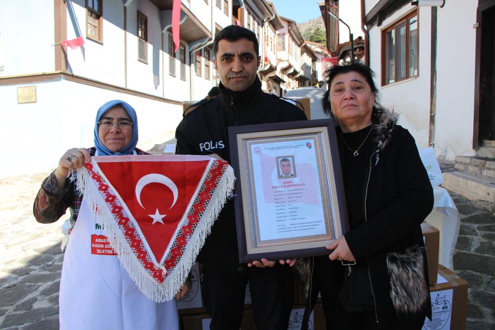Oruçlu şehidin son isteği Amasya çöreği, 10 yıl sonra yeniden Mardin’deki silah arkadaşlarına gönderildi