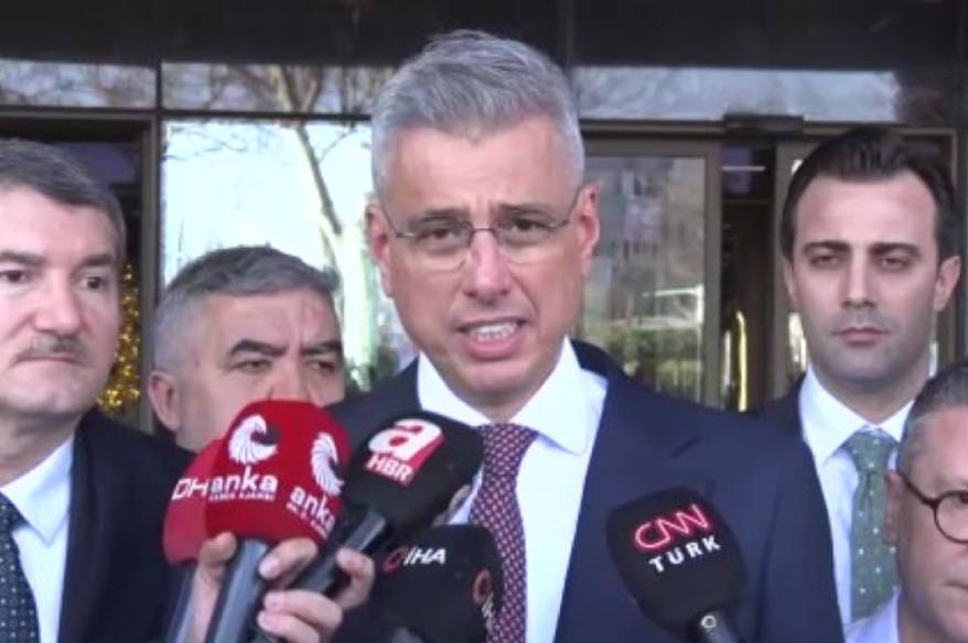 Sağlık Bakanı Memişoğlu: "Türkiye'nin çok büyük bir değerini kaybettik"