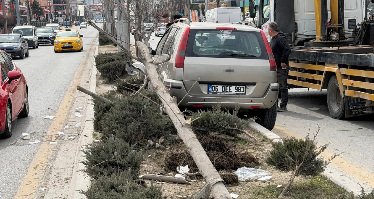 Ankara’da bir araç, yayalara çarptı: 1’i ağır, 2 yaralı