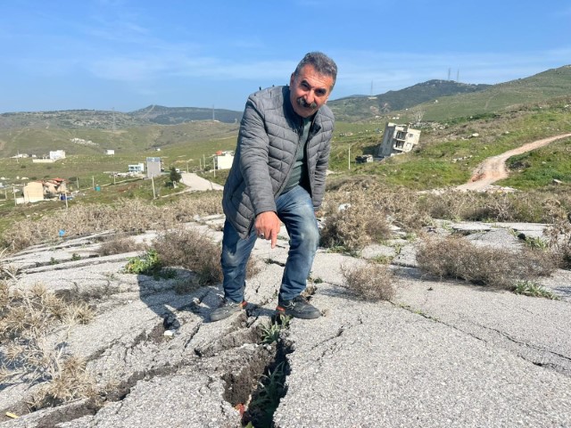 Çiğli’de çöp tesisinin neden olduğu heyelan mahalleyi yutuyor