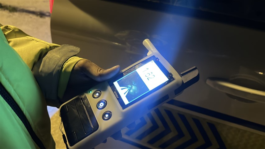 Üçüncü kez alkolden yakalanmamak için polisin üstüne araç sürüp kaçtı, yarım milyon lira ceza yedi