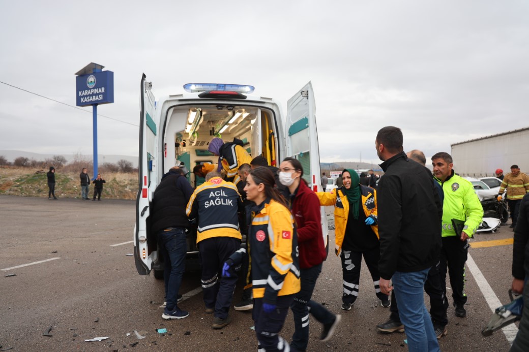 Nevşehir’de zincirleme kaza: Ölü sayısı 3’e yükseldi, 6 yaralı