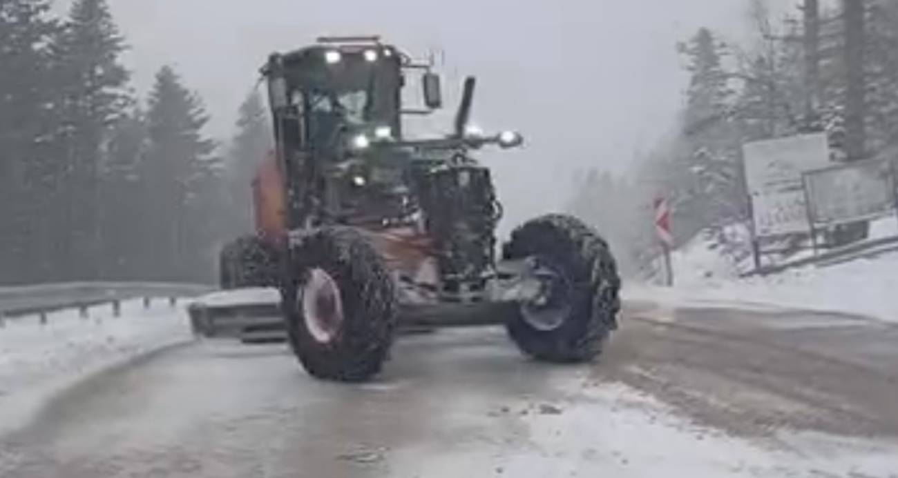 Uludağ’da bayramda kar sürprizi