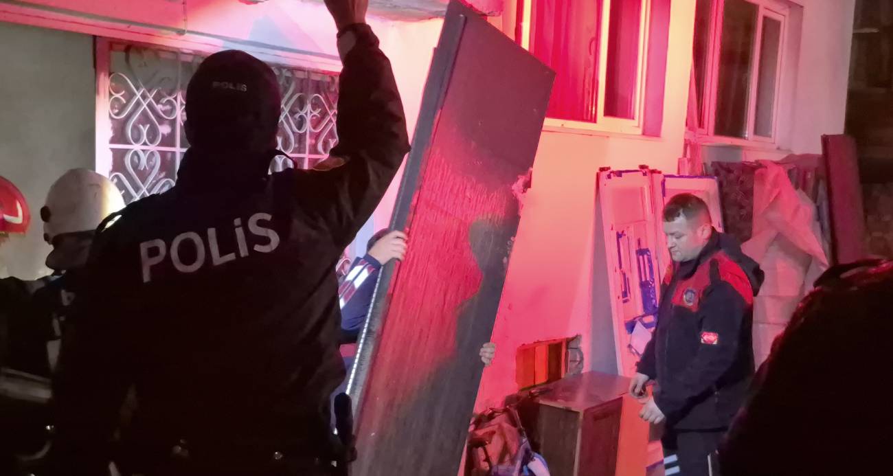 Bartın’da 4 katlı apartmanda yangın paniği