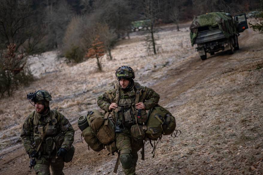 İspanya, Irak’taki askerlerini Türkiye’ye tahliye etti