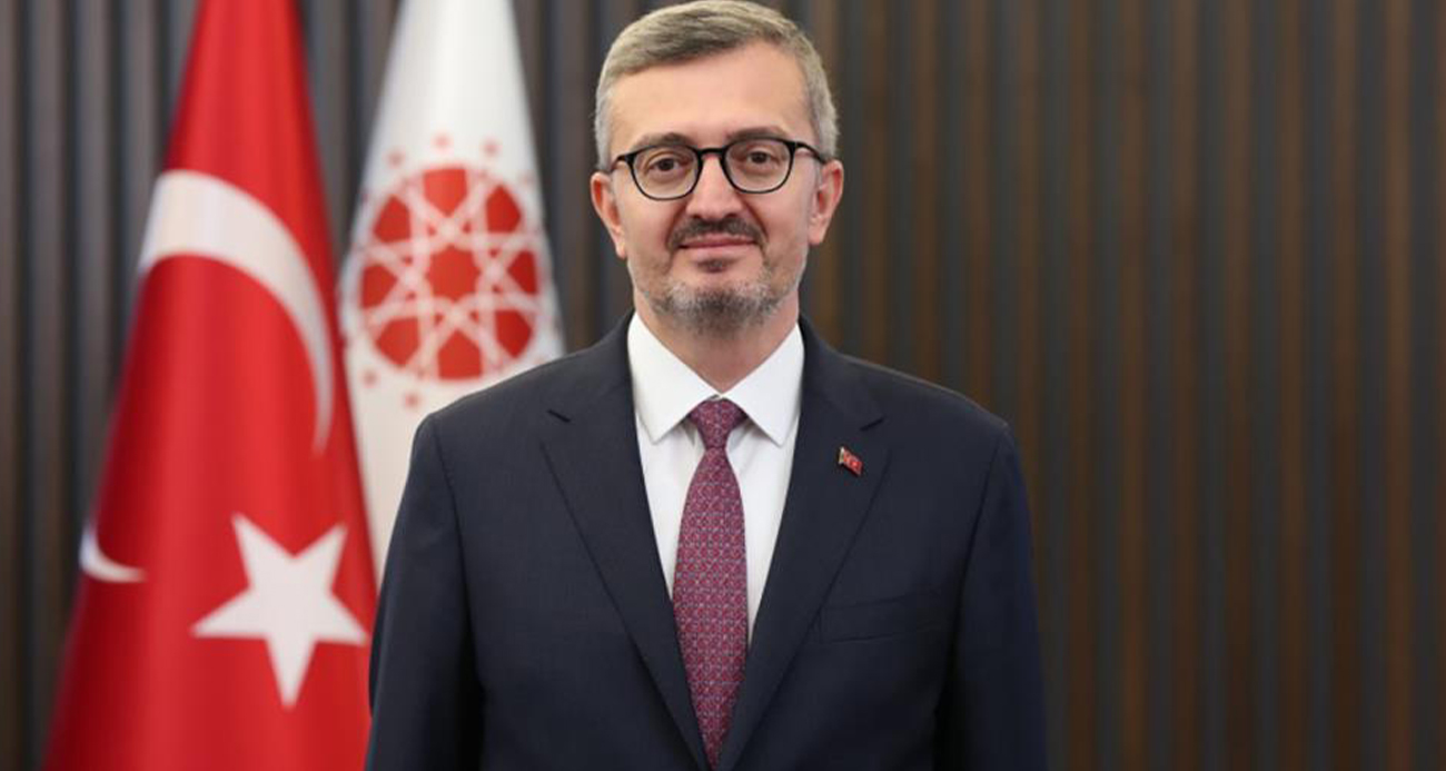 İletişim Başkanı Burhanettin Duran, İstanbul’da iki binanın çökmesi sonucu hayatını kaybeden vatandaş için başsağlığı mesajı yayımladı.