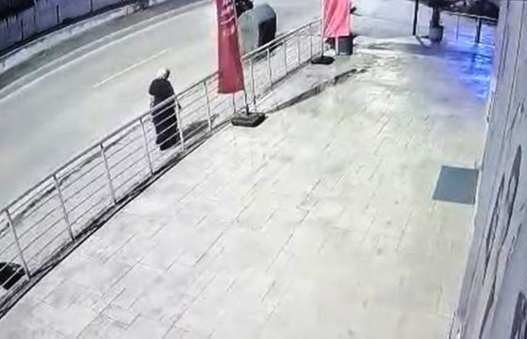 Samsun’da kamyonetin çarptığı adam 16 metre savruldu: 10 gündür komada