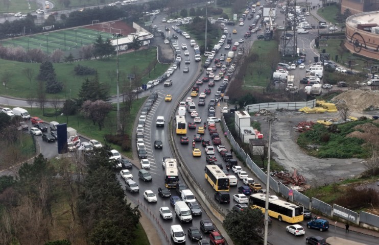 Altın fiyatı düştü, Kuyumcukent’te gram altın tükendi