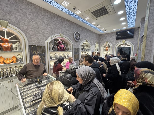 Pide değil, altın kuyruğu