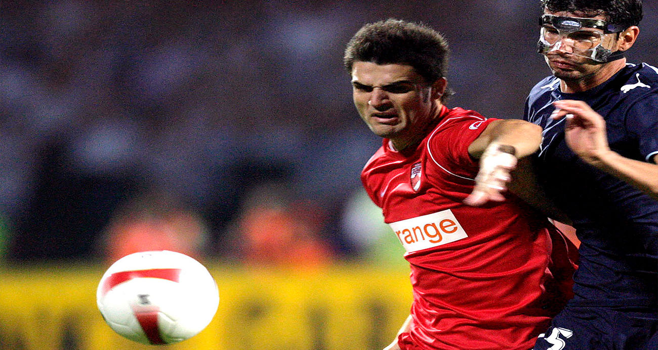 Romanya Milli Takımı’nın eski futbolcusu Florin Bratu, Türkiye Milli Takımı’nın son 20 yılın en iyi jenerasyonuna sahip olduğunu söyledi. Bratu, ayrıca Arda Güler, Kerem Aktürkoğlu, Hakan Çalhanoğlu ve Barış Alper Yılmaz’ın da Türkiye adına belirleyici futbolcular olduğunu belirtti.