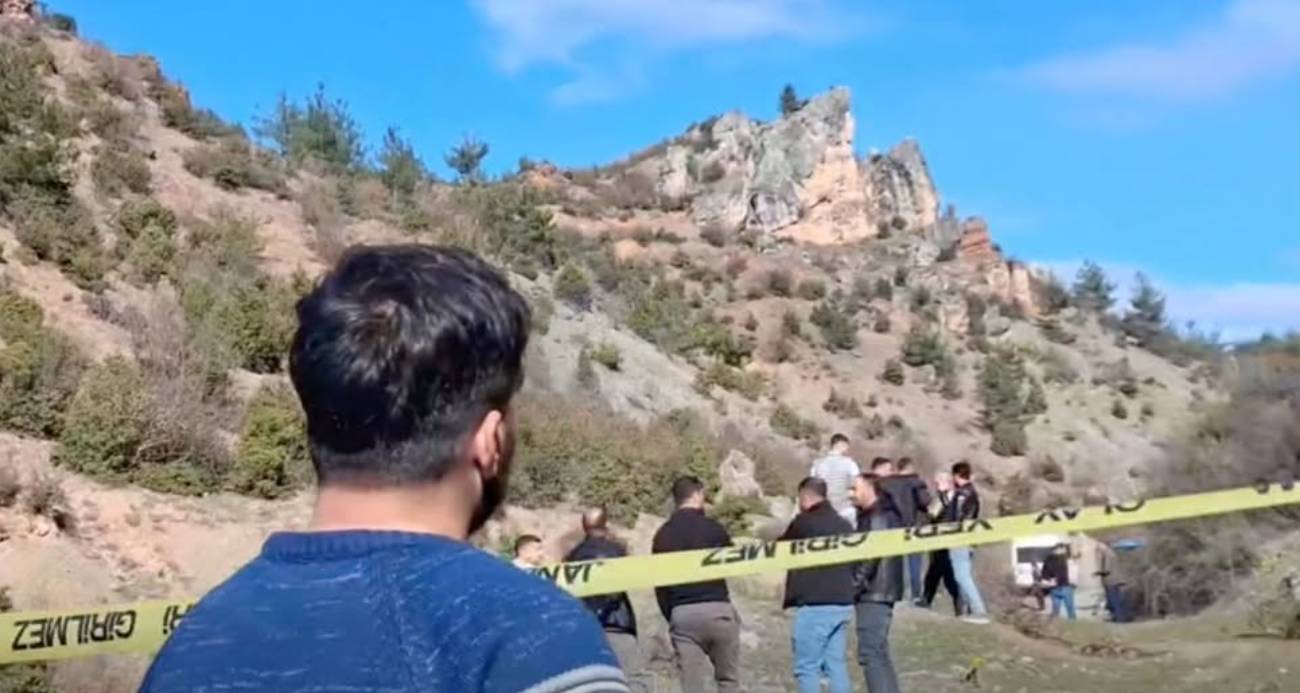 2 yaşındaki kayıp çocuk 10 saat sonra dağın zirvesinde bulundu