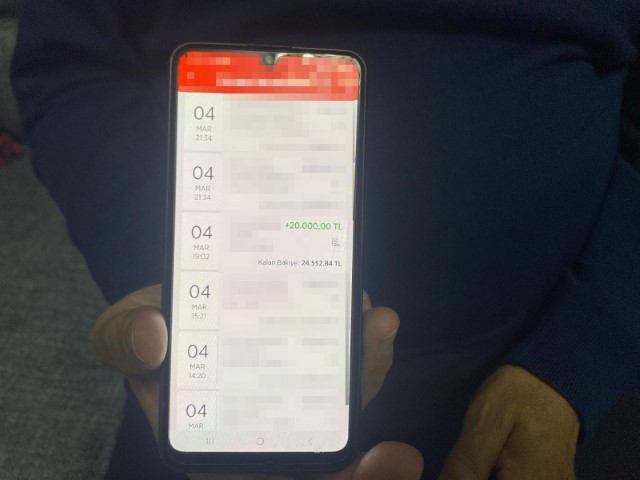 Hesabına gelen parayı iade etmişti, umre vaadiyle dolandırıldı