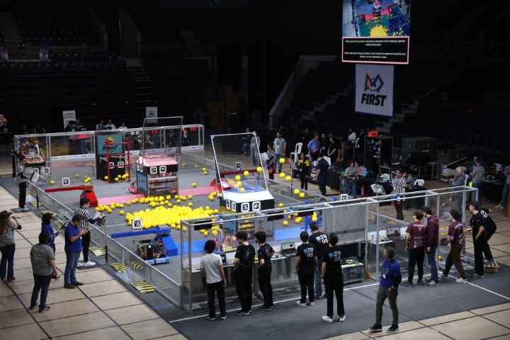 Liseli takımlar, FRC 2026’nın ikinci etabında yeniden sahada