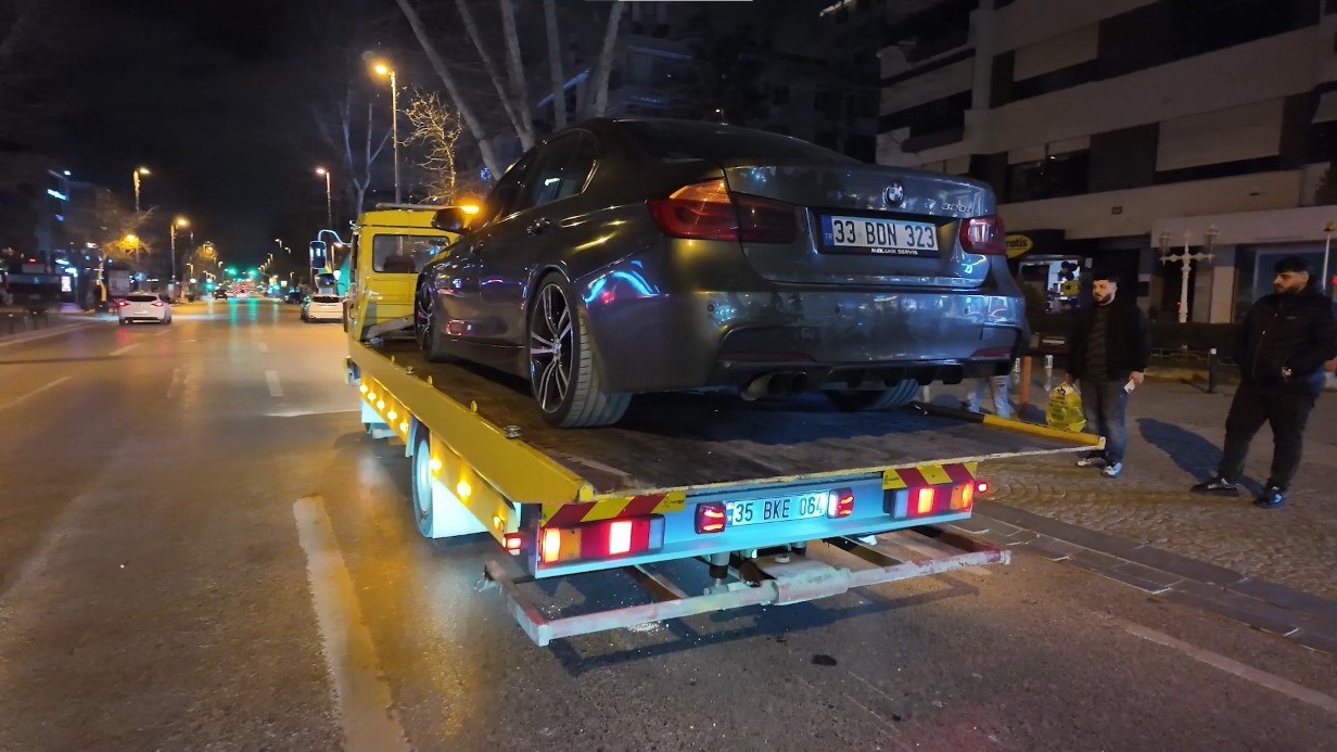 Mersin’den Kadıköy’e geldi, egzozdan ceza yedi