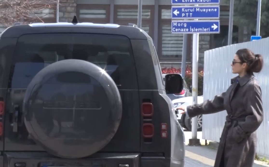 Hande Erçel’in ifadesi ortaya çıktı: "Böyle bir dosyada bu şekilde adımın geçmesi nedeniyle üzüntü duyuyorum"