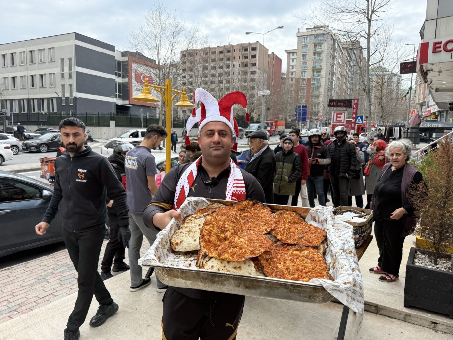 Lahmacun ustası