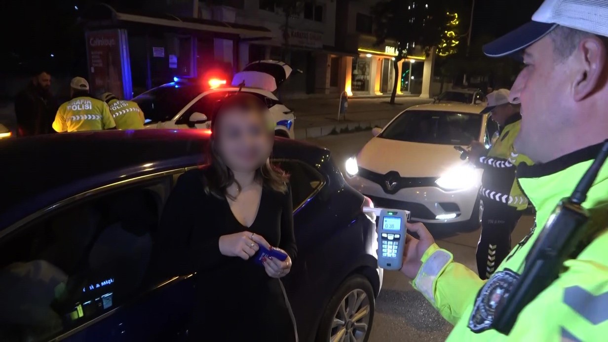 Yasal sınırın üstünde alkollü çıkan aday sürücünün ehliyeti iptal edildi,