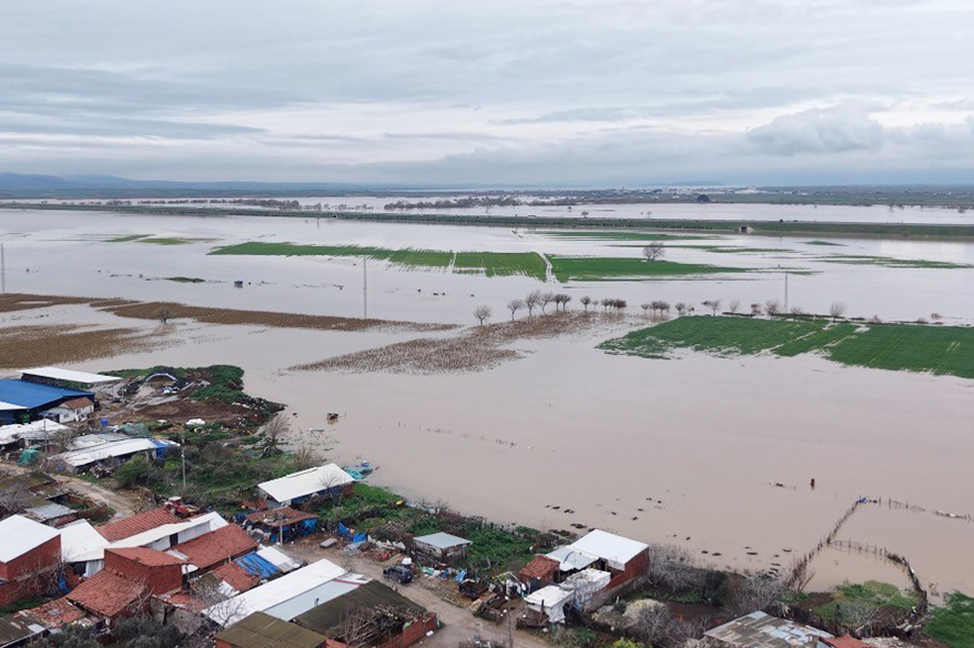 Bursa’da tarım arazileri sular altında kaldı