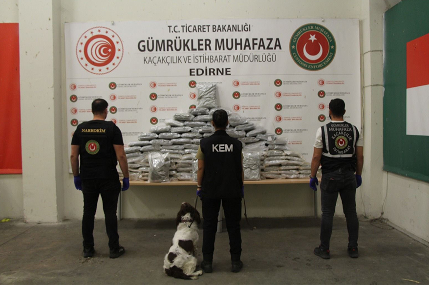 54 milyon değerinde uyuşturucu ele geçirildi