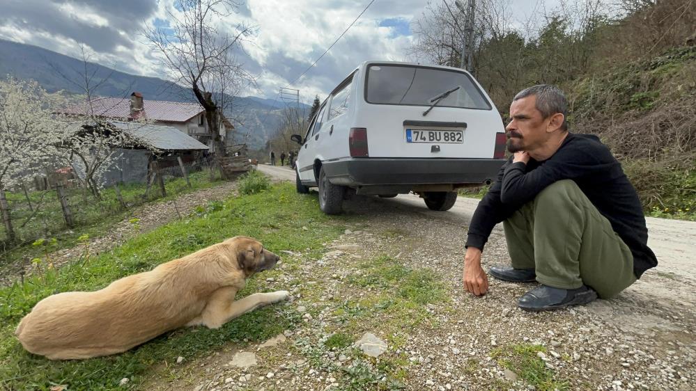 Zihinsel engelli anne ve 2 oğlu ortada kaldı