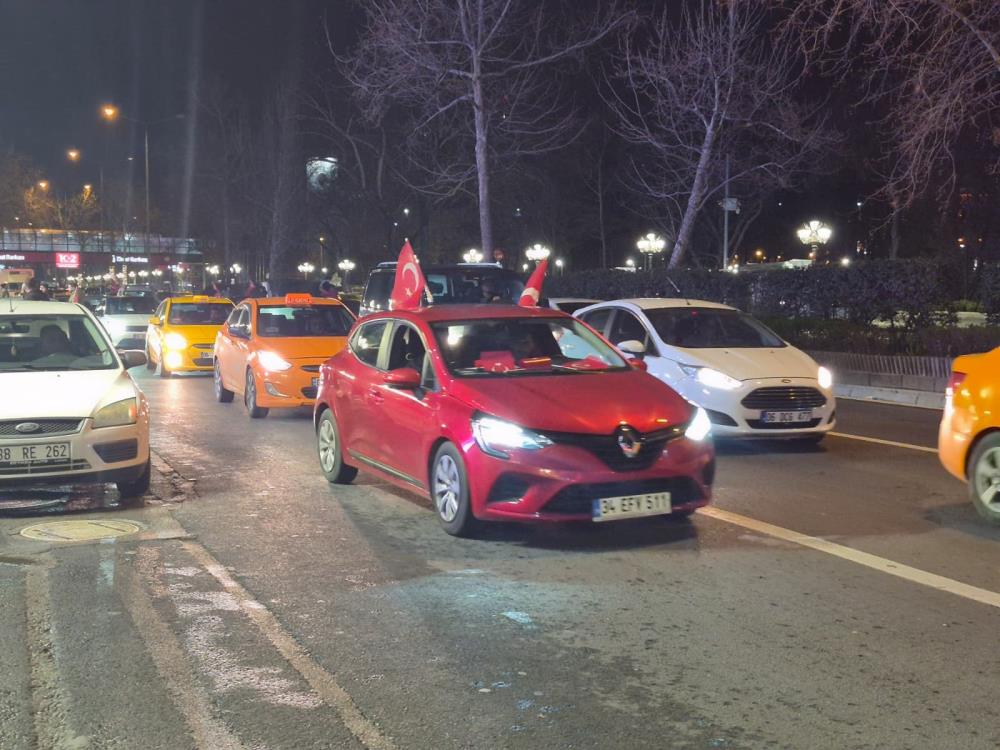 Türkiye’de Dünya Kupası coşkusu! Milli Takım’ın galibiyeti yurtta büyük sevinçle karşılandı