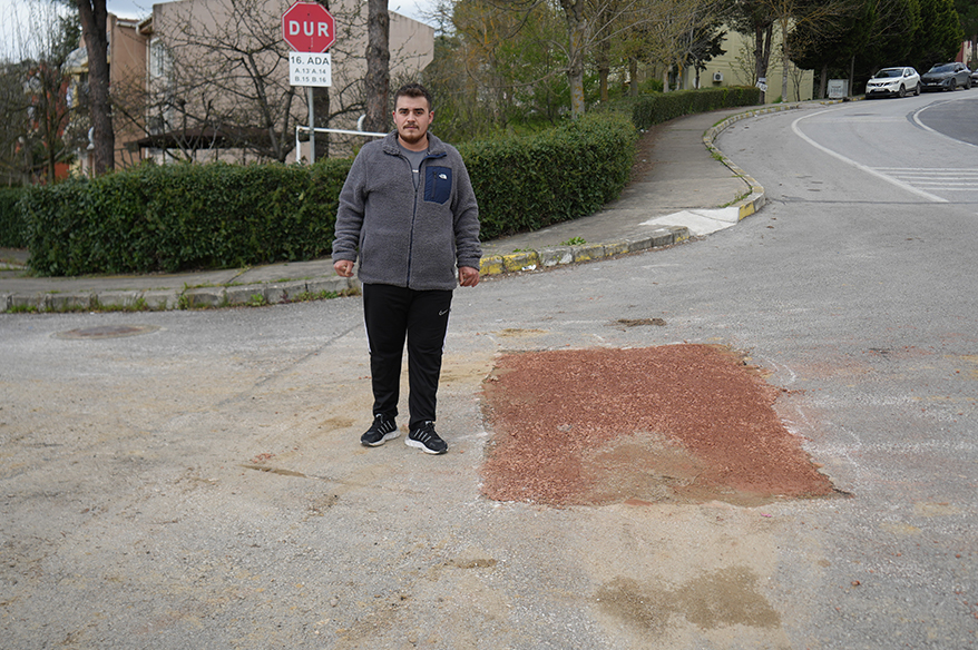 SEDAŞ’ın kazdığı çukura belediye aracı düştü