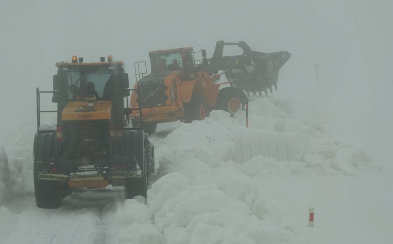 Burası ne Van ne Hakkari: Yaz şehri Mersin’de kar 2 metreyi aştı