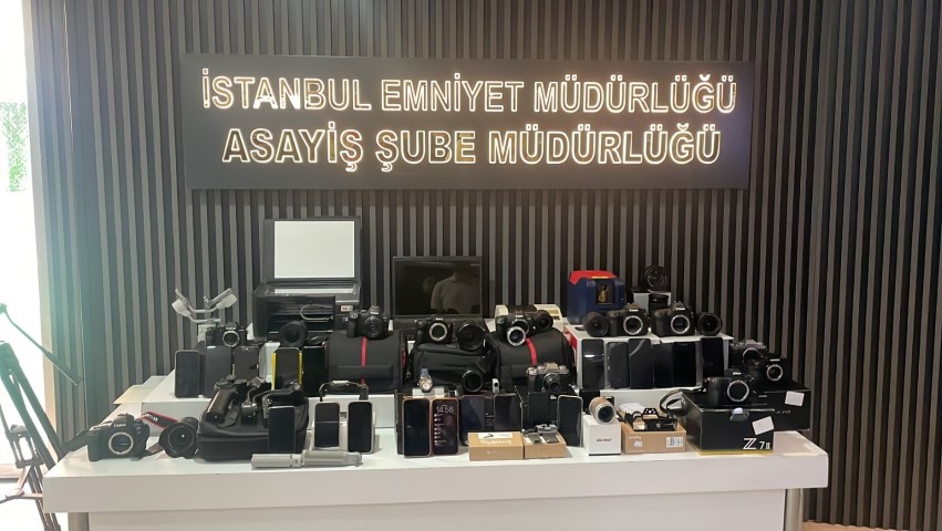İstanbul’da kargo dolandırıcılığı şebekesine operasyon: 3’ü kadın 10 şüpheli şüpheli adliyeye sevk edildi