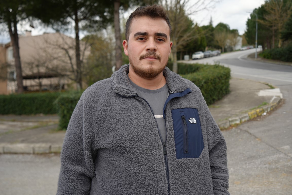 SEDAŞ’ın kazdığı çukura belediye aracı düştü