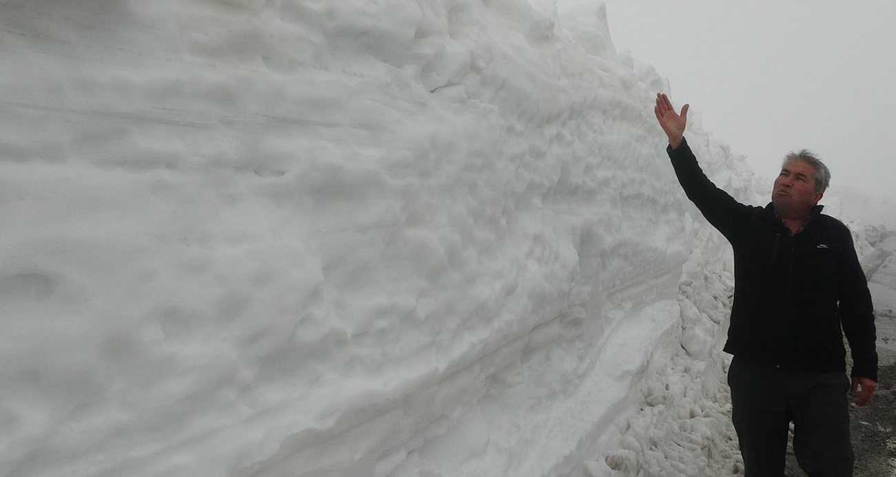 Burası ne Van ne Hakkari: Yaz şehri Mersin’de kar 2 metreyi aştı