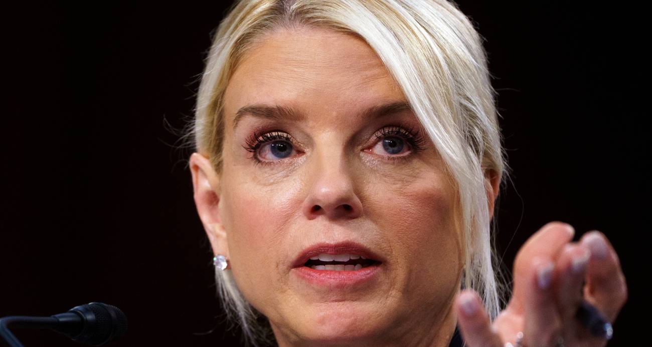 ABD Başkanı Donald Trump, ABD Adalet Bakanı Pam Bondi’nin görevinden istifa ettiğini açıkladı.