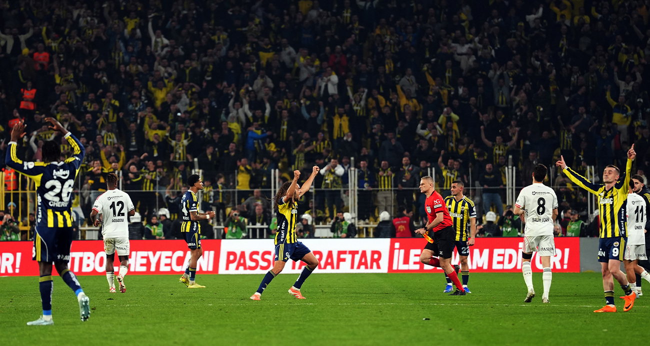 Fenerbahçe, ligde Beşiktaş’ı 2 maçta da devirdi