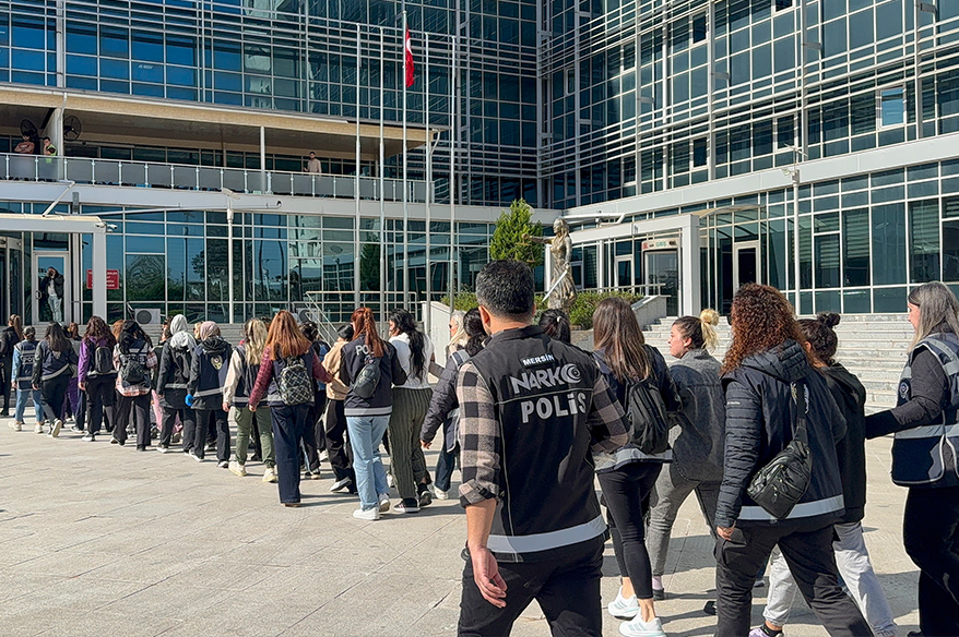 Narkotik polisinden ’Cono’lara operasyon: 55 gözaltı