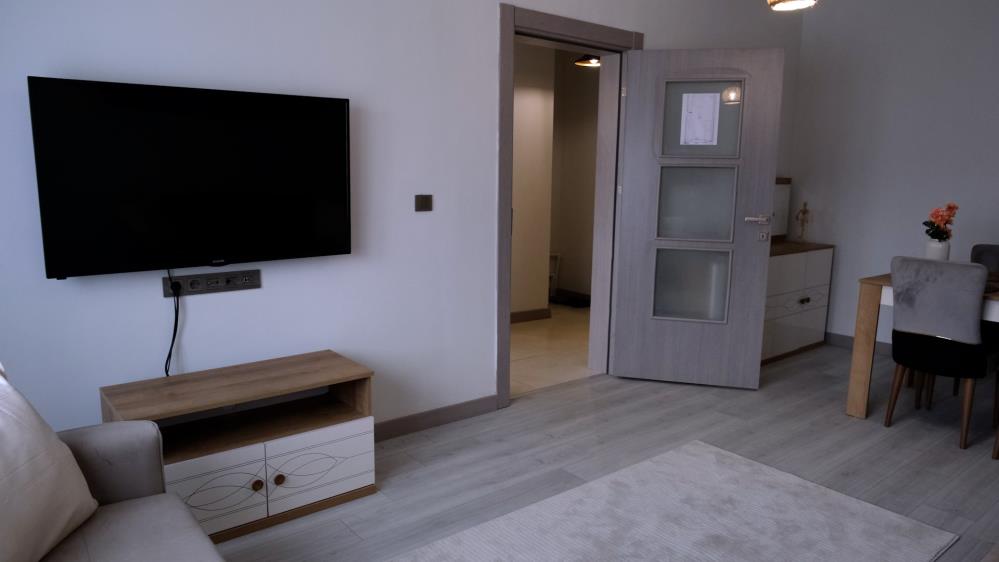 Bakan Kurum, Sazlıbosna’daki ‘İlk Evim’ Projesi’ konutlarını paylaştı