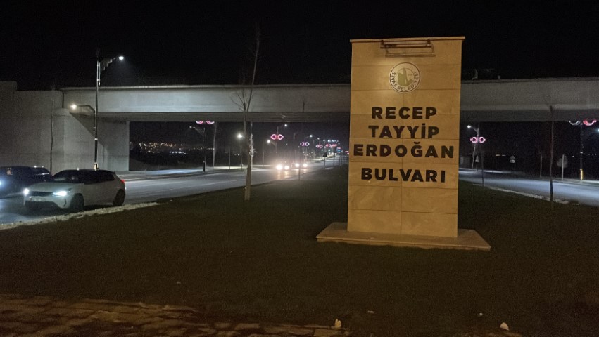 Görüntüsü ile havalimanını andırıyor, görenlerin dikkatini çekiyor