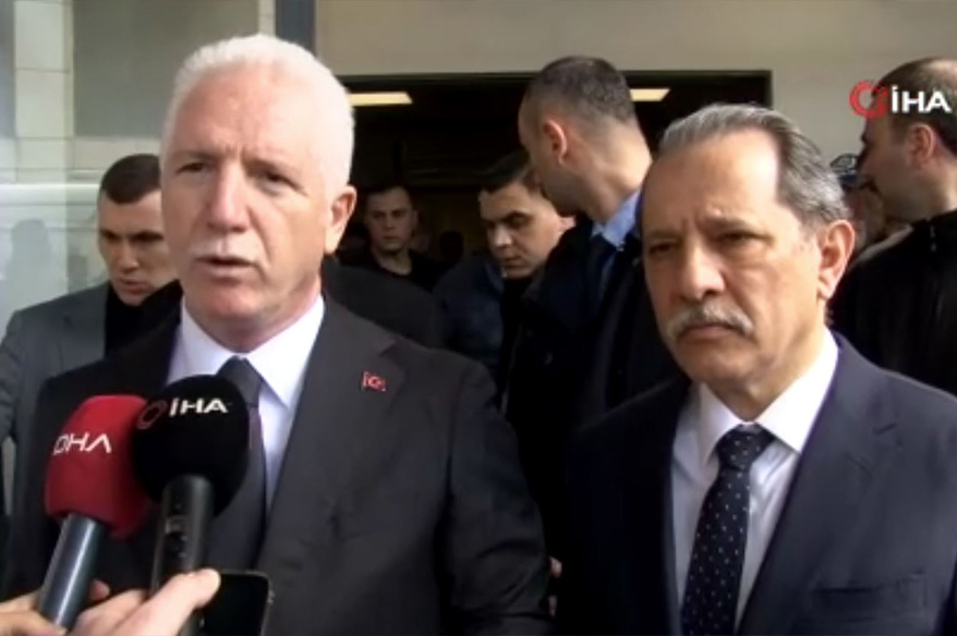 Vali Gül, yaralı 2 polisi hastanede ziyaret etti