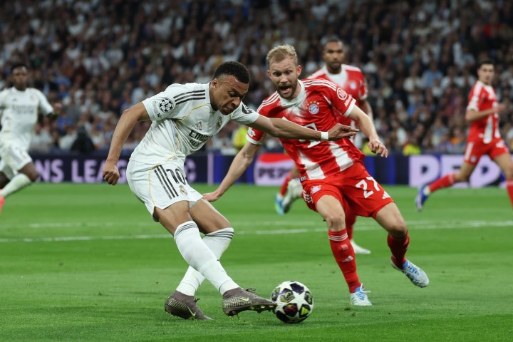 Bayern Münih ve Arsenal avantajı kaptı