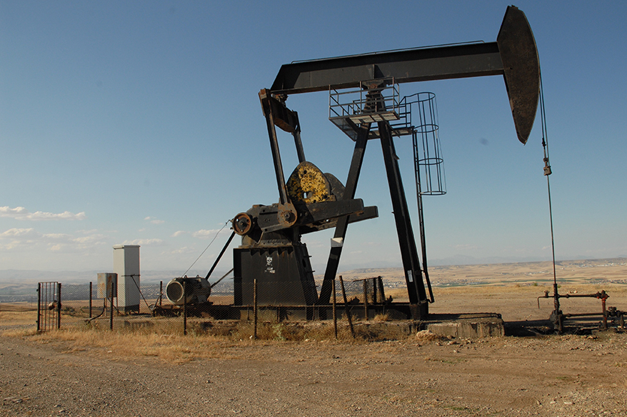 Brent petrol 100 doların altına geriledi