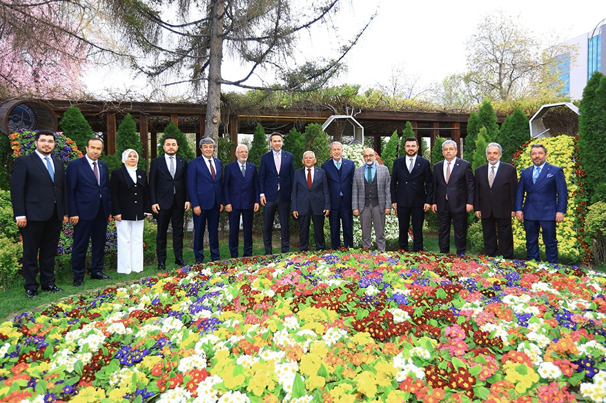 Bakan Bayraktar: "Kayseri, Türkiye’nin gözbebeği"