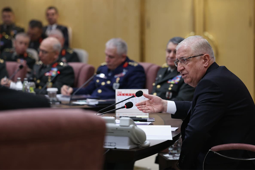 Bakan Güler, Kara Kuvvetleri Komutanlığındaki değerlendirme toplantısına katıldı