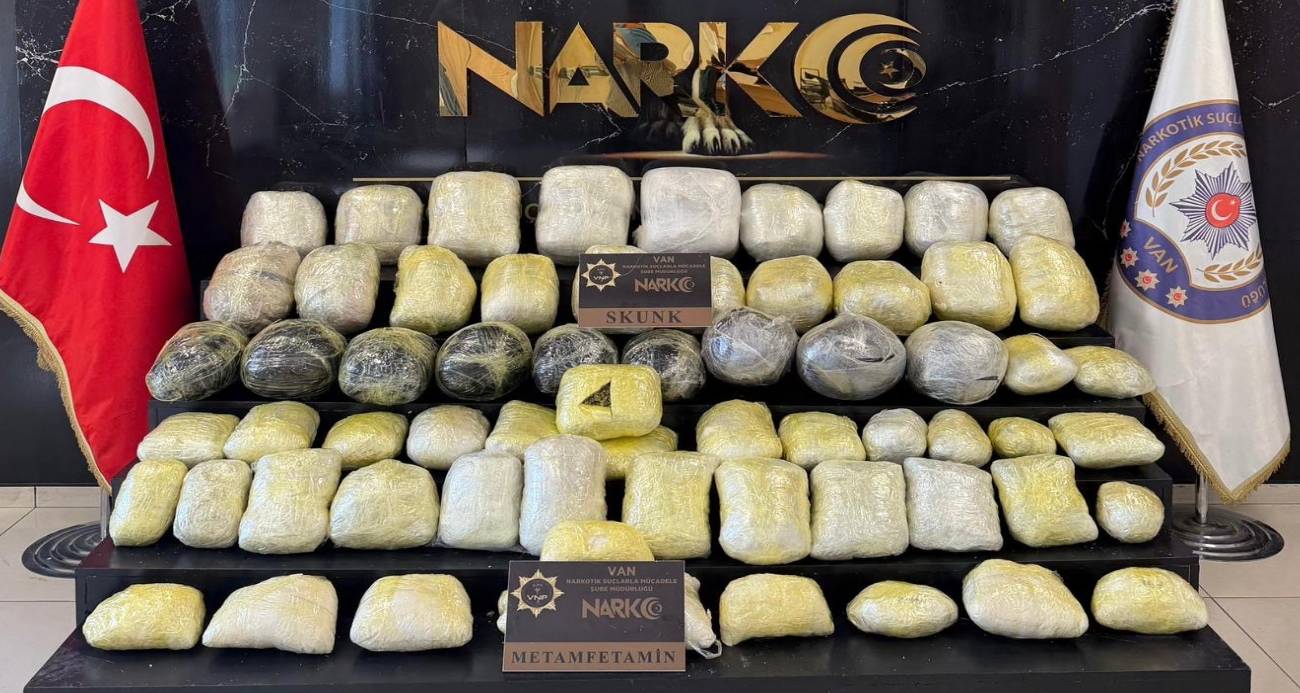 Van'da durdurulan kamyondan 74 kilo uyuşturucu çıktı