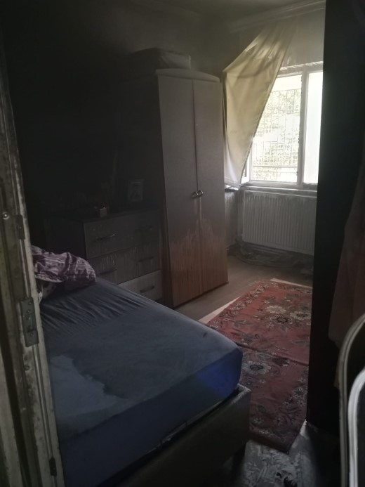 Patlama sonrası çıkan yangında engelli şahıs hayatını kaybetti