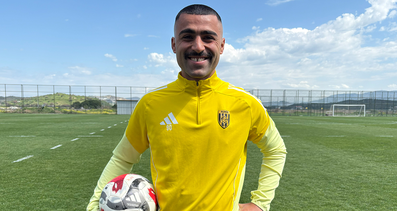 İzmir’de 2016 yılında düzenlenen Ege Kupası’nda Erling Haland’la aynı sahada mücadele eden ve gol krallığı yarışında Norveçli yıldızı geride bırakan Aliağa FK oyuncusu Malik Karaahmet, "Fiziksel olarak ben de diri duruyorum ancak kıyaslama yapabilmek için onunla yeniden aynı sahada olmayı isterdim" dedi.