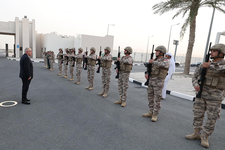 Milli Savunma Bakanı Güler Katar’da