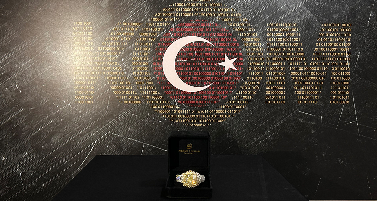 Kapalıçarşı’da satılmaya çalışılan 80 karatlık kaçak elmas sergilendi