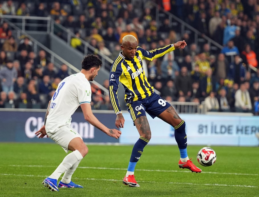 Fenerbahçe, evinde 5. kez puan kaybetti