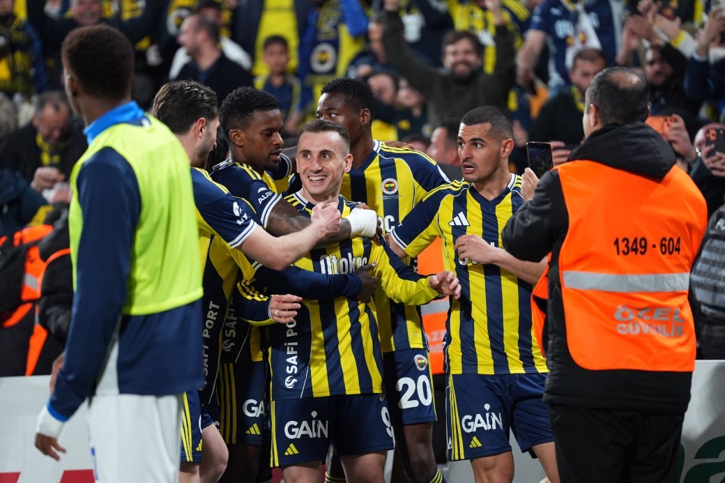 Fenerbahçe, evinde 5. kez puan kaybetti