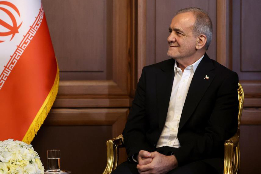 İran Cumhurbaşkanı Pezeşkiyan: "ABD galip gelmeyecek, dünya ağır bedeller ödeyecek"